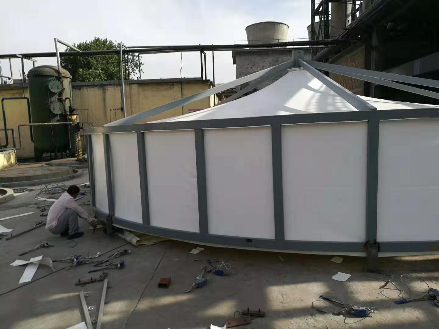 隨動(dòng)式污水池加蓋密封罩與固定式加蓋相比，有哪些特點(diǎn)