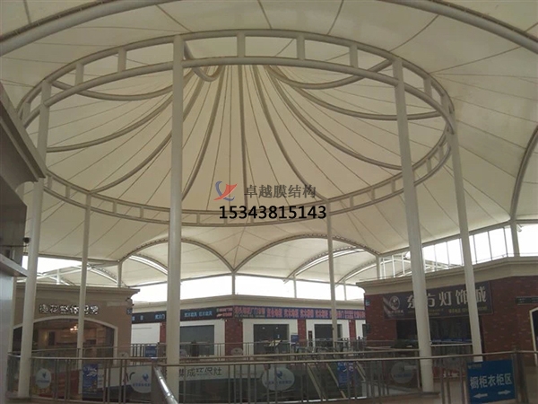 南平膜結(jié)構(gòu)商場(chǎng)頂蓋【生產(chǎn)廠家】南平步行街入口大門(mén)膜結(jié)構(gòu)遮陽(yáng)棚公司