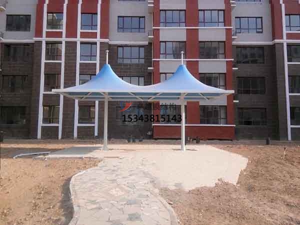 保定商業(yè)廣場(chǎng)<font color='red'>張拉膜結(jié)構(gòu)</font>景觀棚/雨棚設(shè)計(jì)搭建