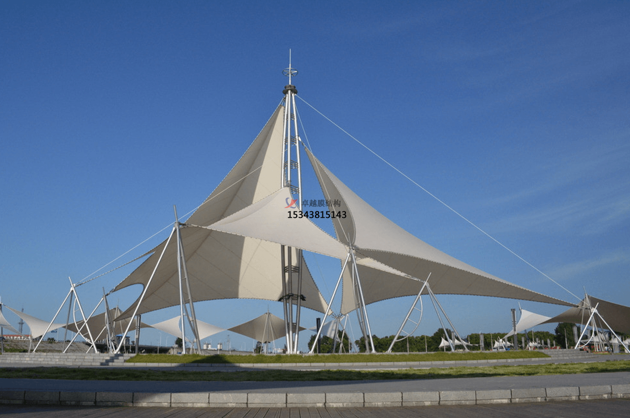 許昌膜結(jié)構(gòu)體育看臺(tái)、停車棚膜材廠家
