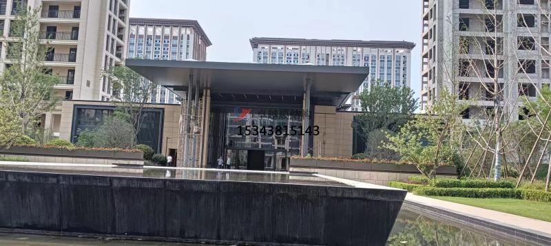 開(kāi)封春江明月小區(qū)大門(mén)