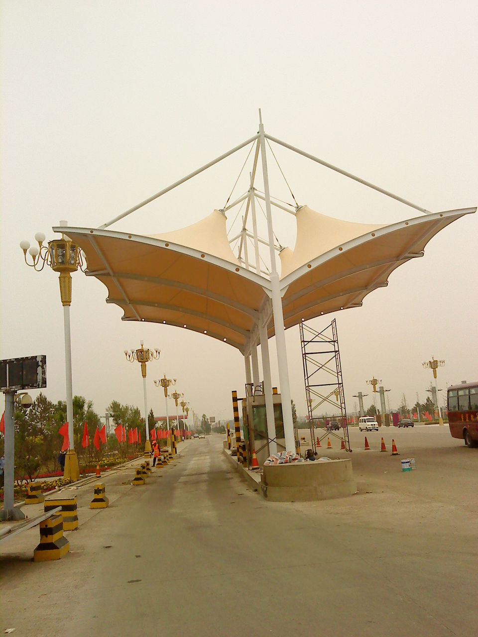 收費站膜結構是什么？收費站膜結構有哪些優(yōu)勢？