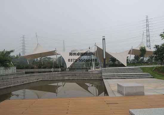 駐馬店張拉膜籃球場遮陽棚生產(chǎn)廠家設(shè)計(jì)施工【駐馬店職業(yè)技術(shù)學(xué)院張拉膜籃球場遮陽棚】等項(xiàng)目