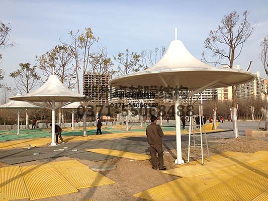 西安張拉膜遮陽棚生產(chǎn)廠家設(shè)計(jì)施工【西安鐵道學(xué)校張拉膜遮陽棚】等項(xiàng)目